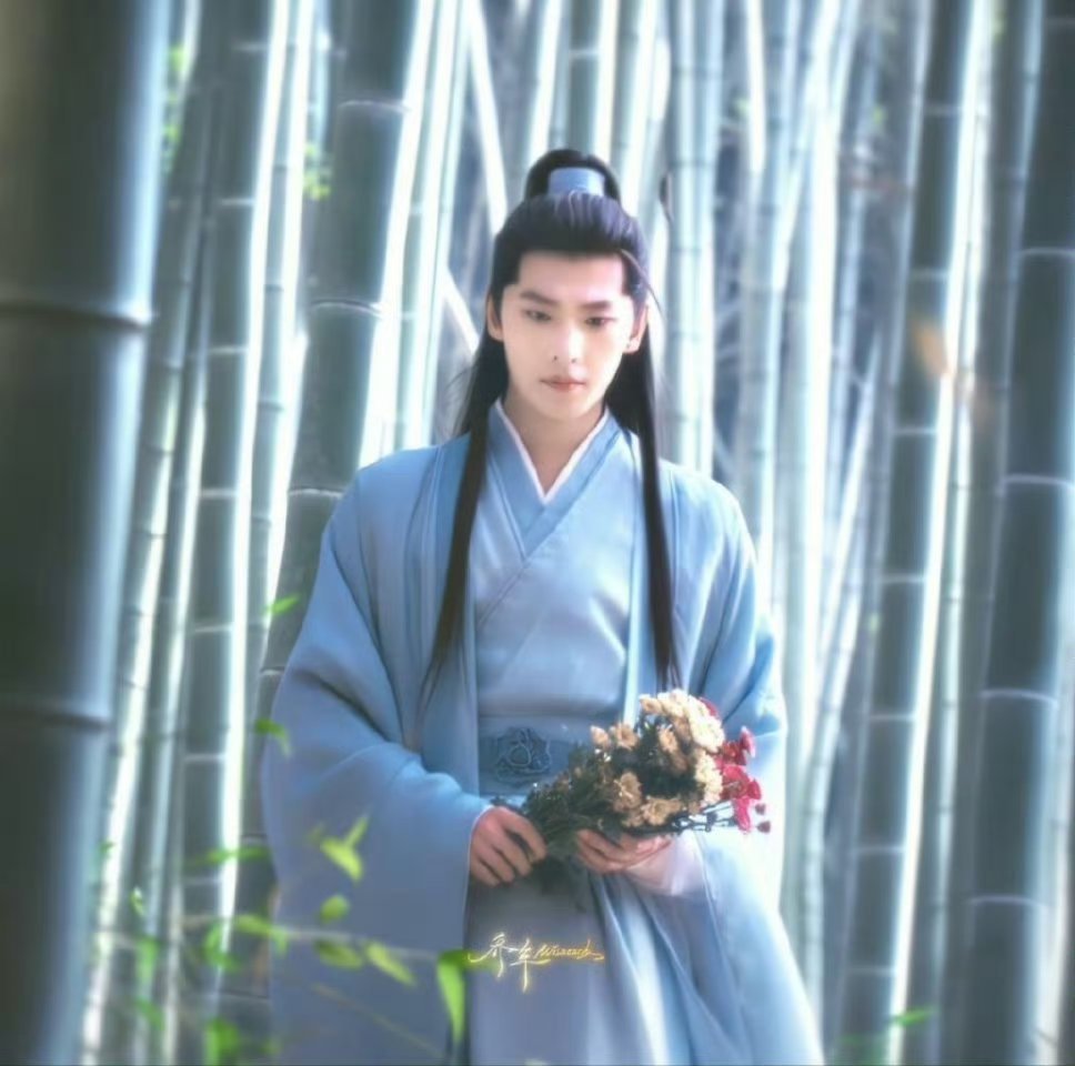 朕与杨洋何时有过嫌隙[捂嘴哭][捂嘴哭]杨洋不油了 ​​​