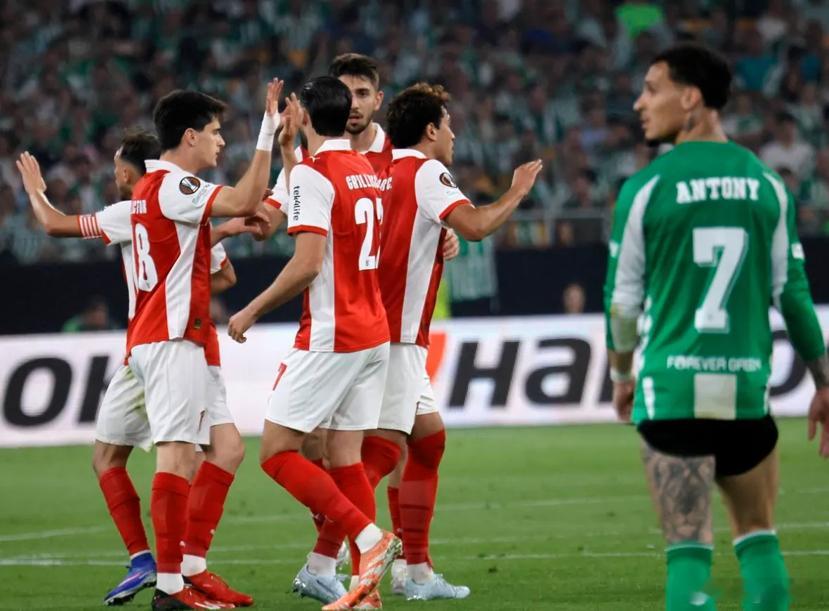 欧联杯神剧情！贝蒂斯2球领先遭4球逆转爆冷出局欧联杯1/4决赛次回合上演惊天反转