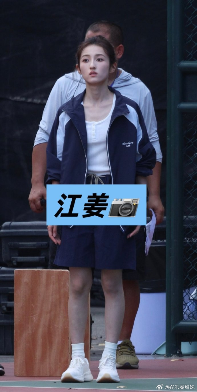 张子枫新剧路透，也太青春了吧 