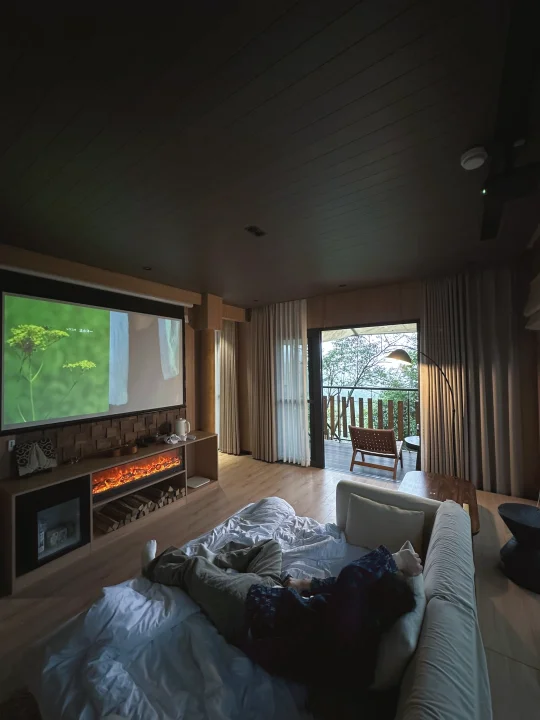 青城山，和男朋友刚退房