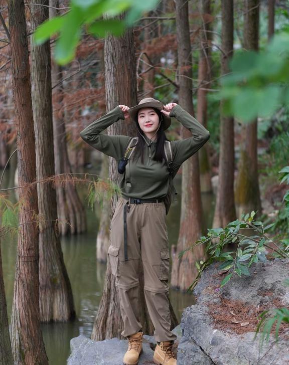 0压力户外🌲去公园看看大树
南宁的冬天是最适合观赏落羽杉的
我去的这里是石门森