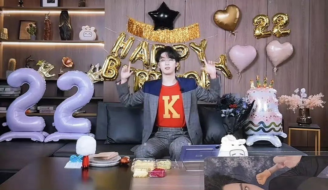 xq 辛辛苦苦给香锅做反黑，香锅偏要穿商K时代少年团关于永远的问题