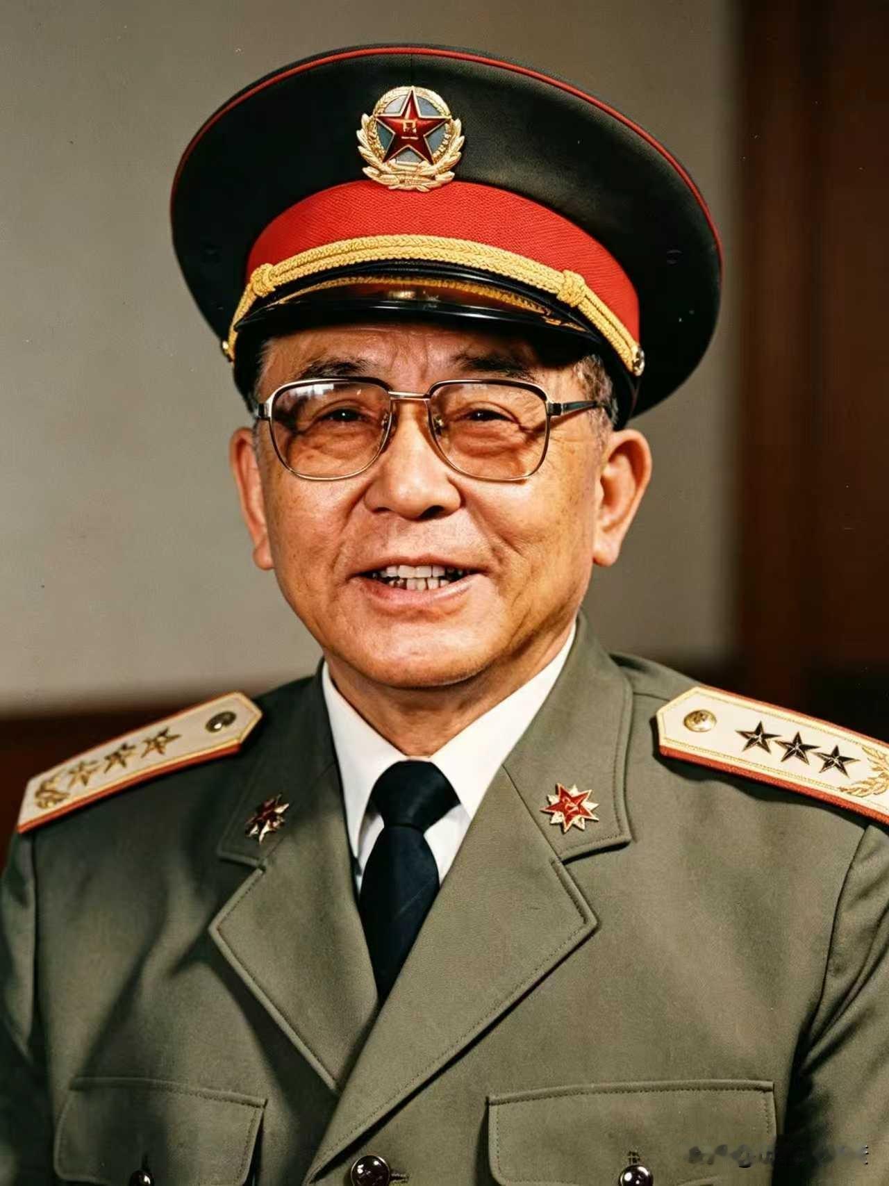 1935年11月，直罗镇战役。一颗子弹击中他左腿动脉，鲜血喷涌。战地医院里，医生