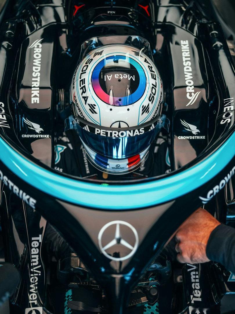 我最喜欢的女车手 Doriane pin 第一次开 F1 啦！！！ 