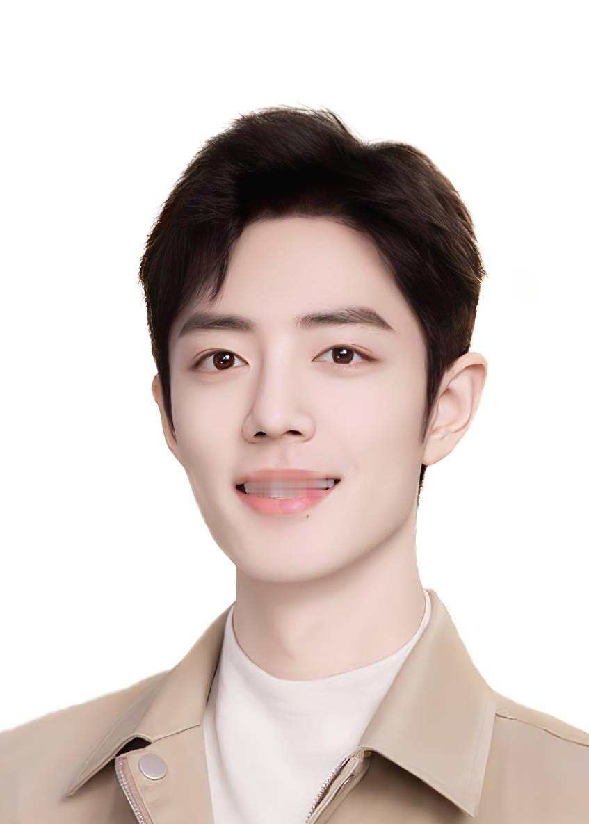 太板正了，妥妥的证件照既视感！真帅！肖战◎肖战的保镖