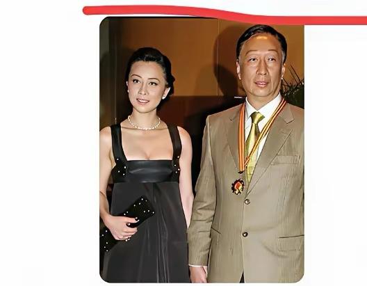 好有夫妻相，这个人谁？