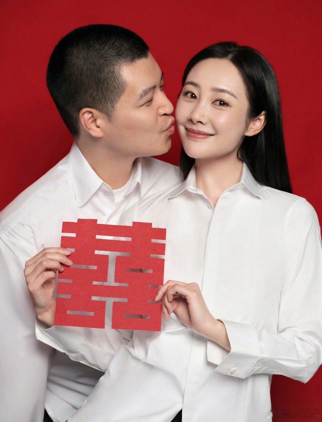 李纯超绝不经意展示婚戒太幸福了我的姐，演技好在圈内的咖位也很舒服，还找到了一个可