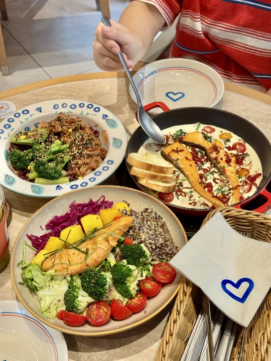 和闺蜜约饭！还是得吃漂亮饭！