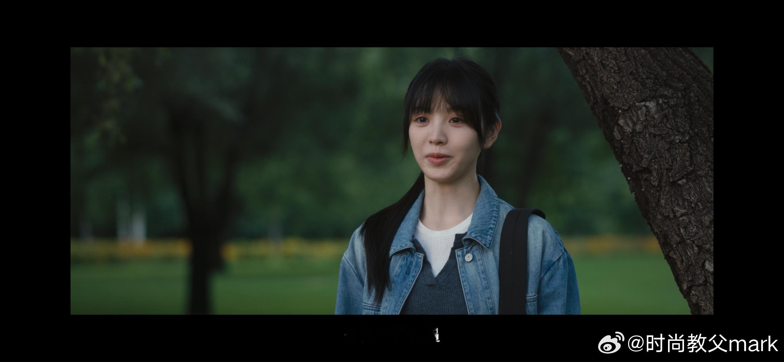 王骁田曦薇 煎饼果子遇上舒芙蕾两人一静一动，王骁的“淡人”气场与田曦薇的“浓人”