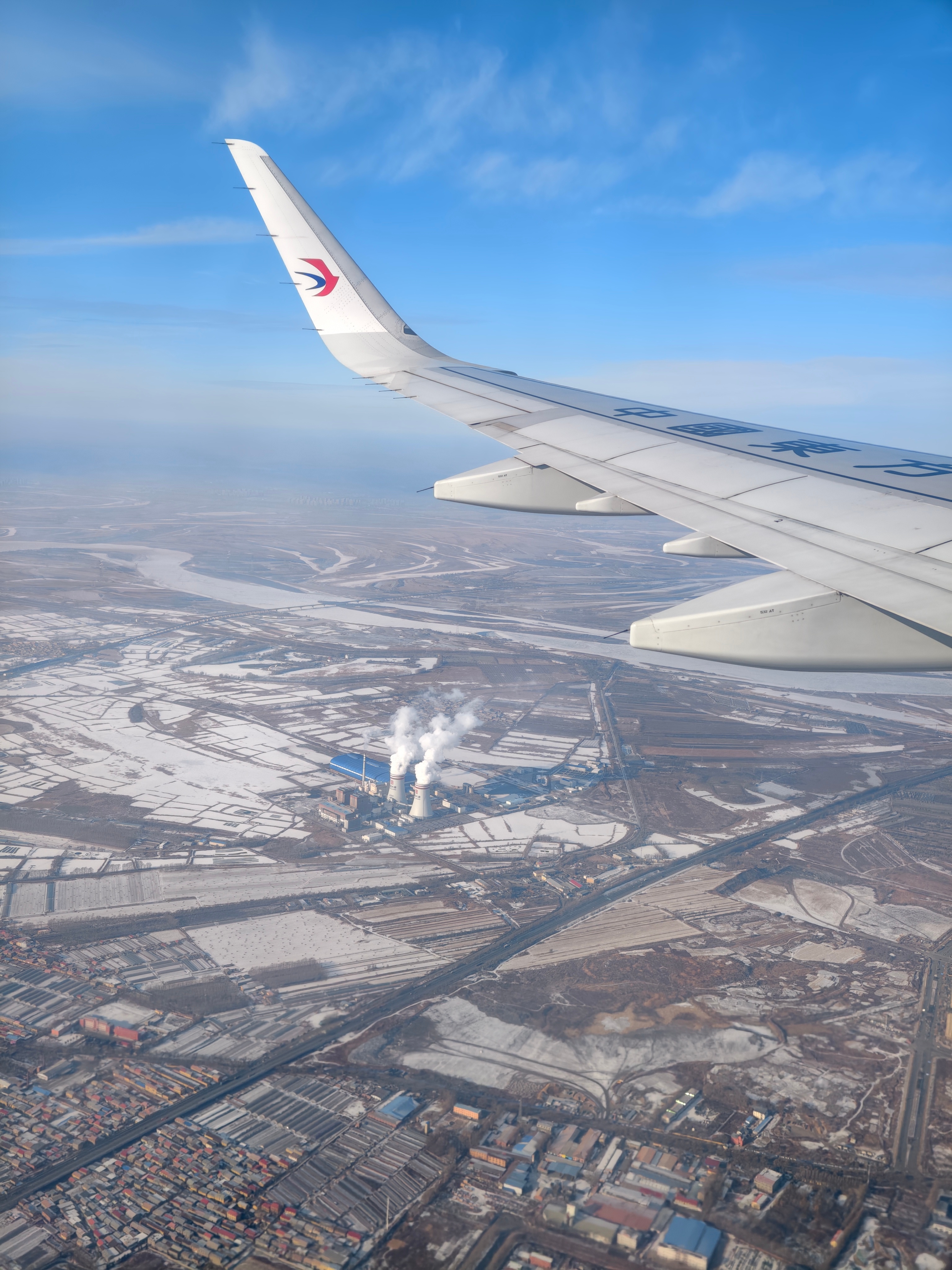 南方土豆还是太嫩了，没经验，穿太多了，此刻秋衣秋裤湿透了能感受到背后腰部沟里在流