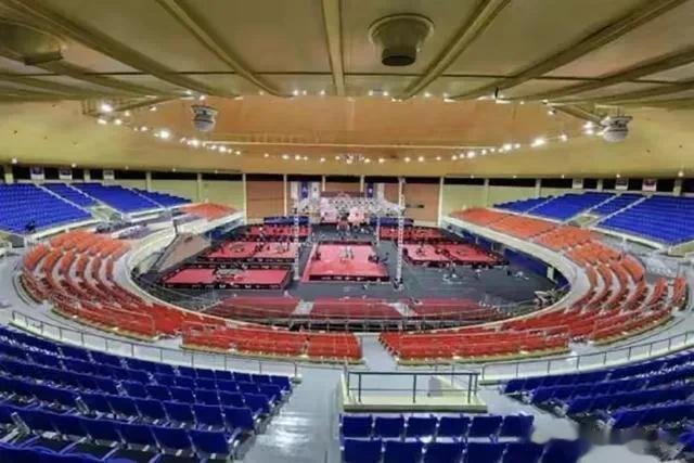 这才是真正的较量
亚锦赛男团冠军争夺之战
中国vs韩国
天时地利人和
韩国主场
