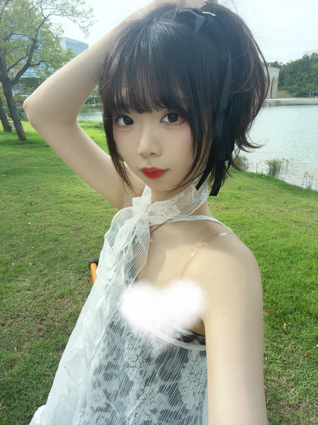 我有件事想问你，其实昨晚上就想问你的，那个时候太晚怕打扰你睡觉，昨晚我一晚都没睡