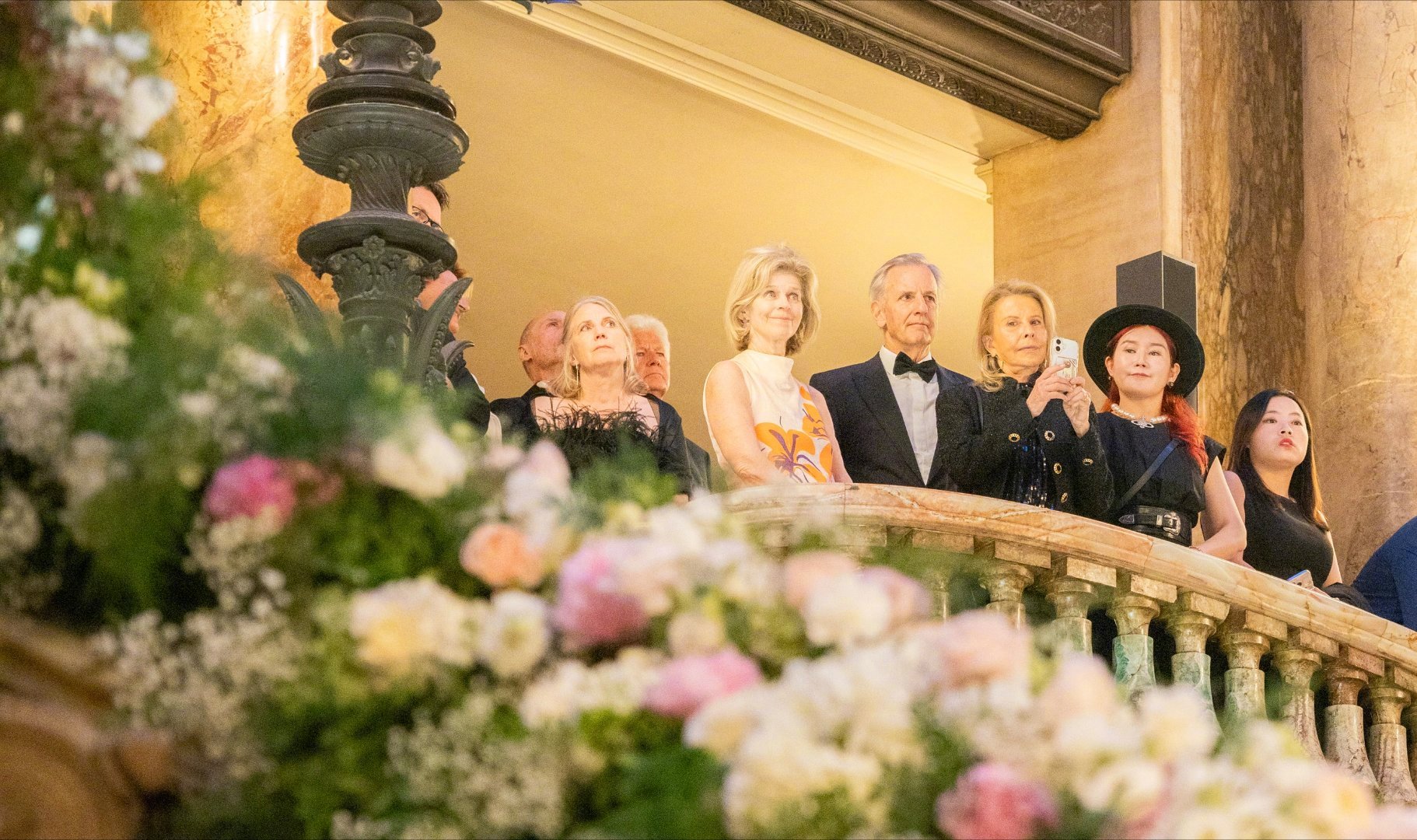 中国车开进了巴黎歌剧院 比亚迪在欧洲的事业蒸蒸日上，中国汽车迎来欧洲汽车市场新变