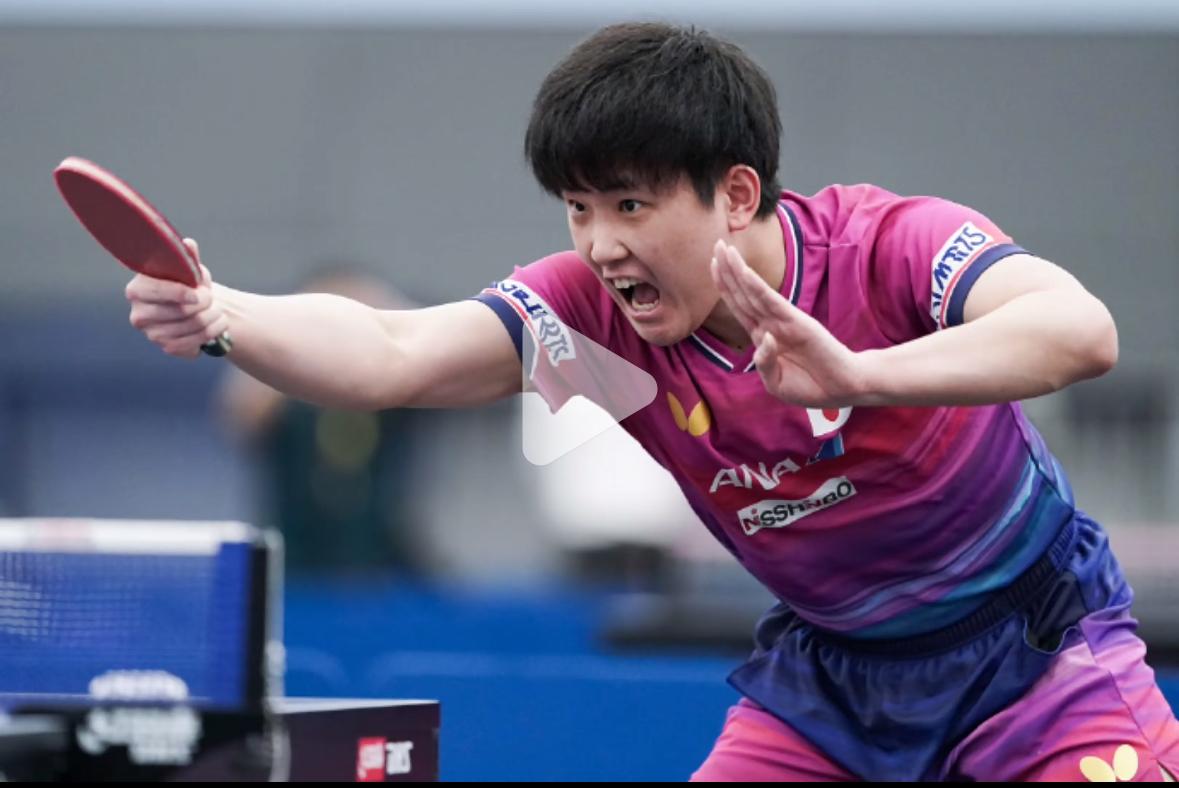 日乒公开日参赛球员备战伦敦团体世乒赛的图集！
筱塚大登因参加德甲联赛而缺席。
4