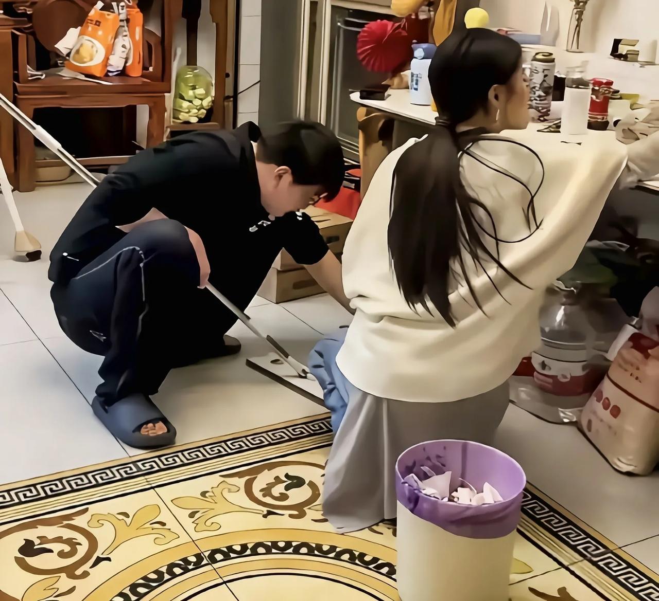 陈萌长相俊美，还通情达理，大衣哥家里有个好儿媳妇

说起来，陈萌和朱小伟这一对，