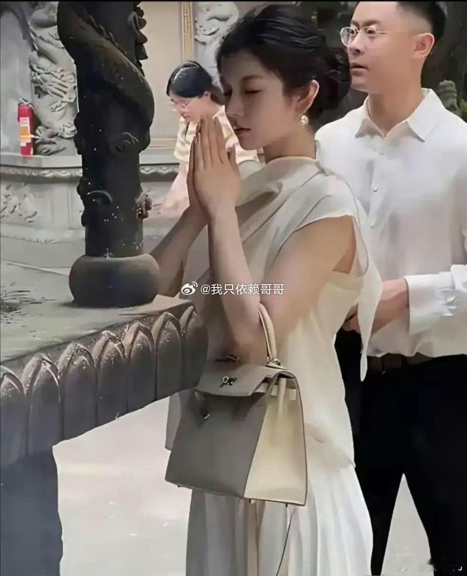 有钱还漂亮 这样的人还有什么烦恼呢？ 