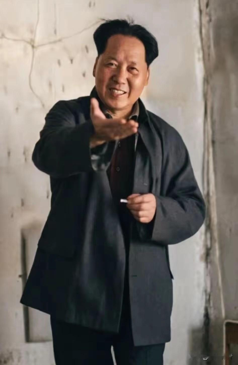 🌤️前途光明，道路曲折！🙏敬爱的毛主席，缅怀您辩证思维，传颂不朽前行箴言！前