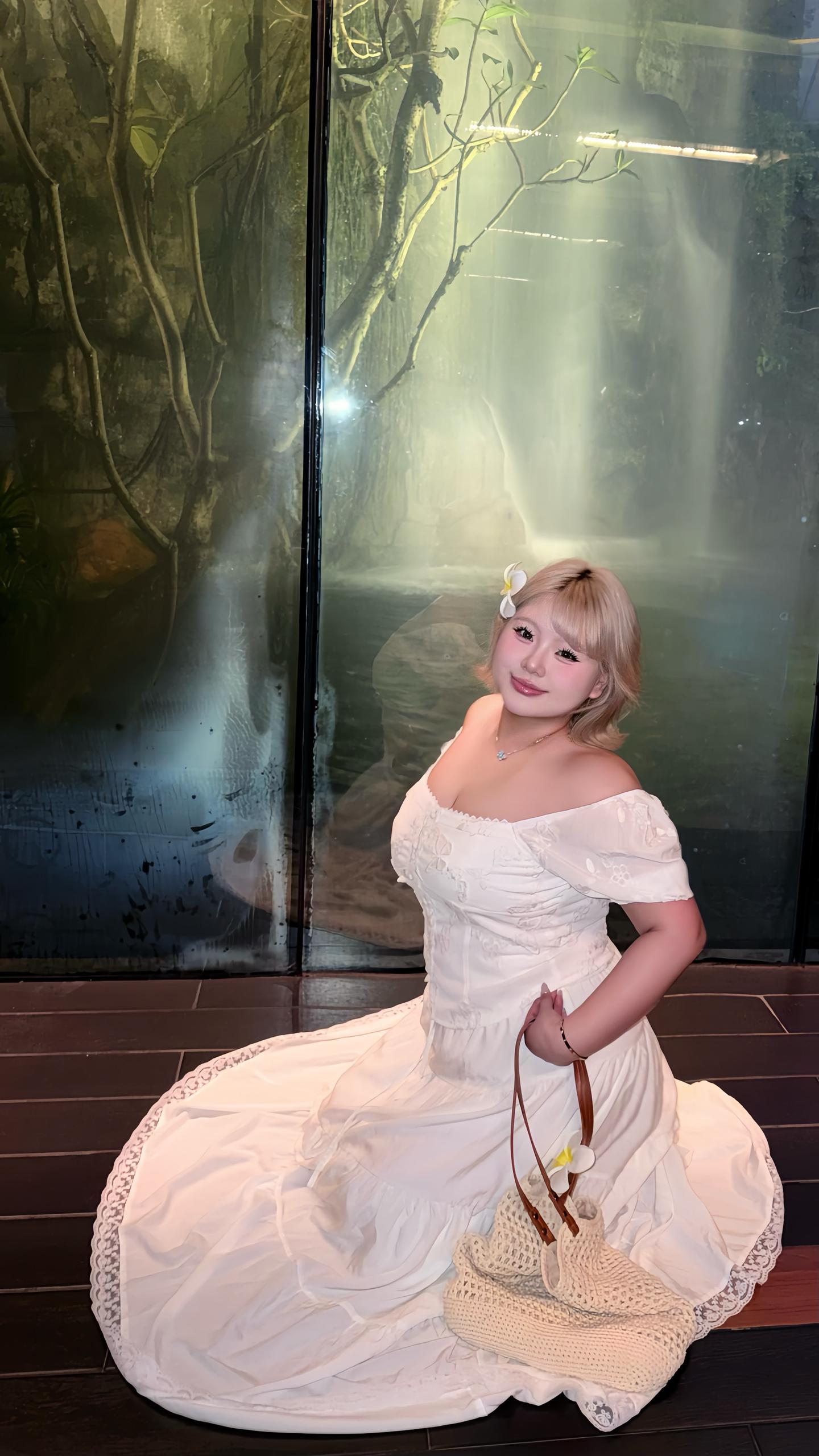 谢谢远去的一切 如今的我在平静中自洽 更爱一个人的笃定