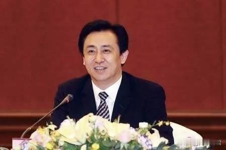 许家印认罪：金融“旧神”的黄昏与新秩序的黎明

许家印当庭认罪，这不仅是一个商业