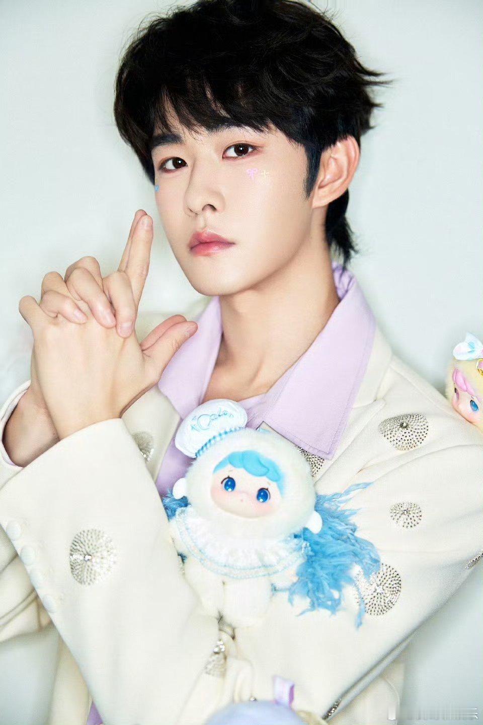 新年的第一个盲盒是田嘉瑞帮我拆的 新年第一波羡慕给了这个宝！田嘉瑞亲手拆选的新年