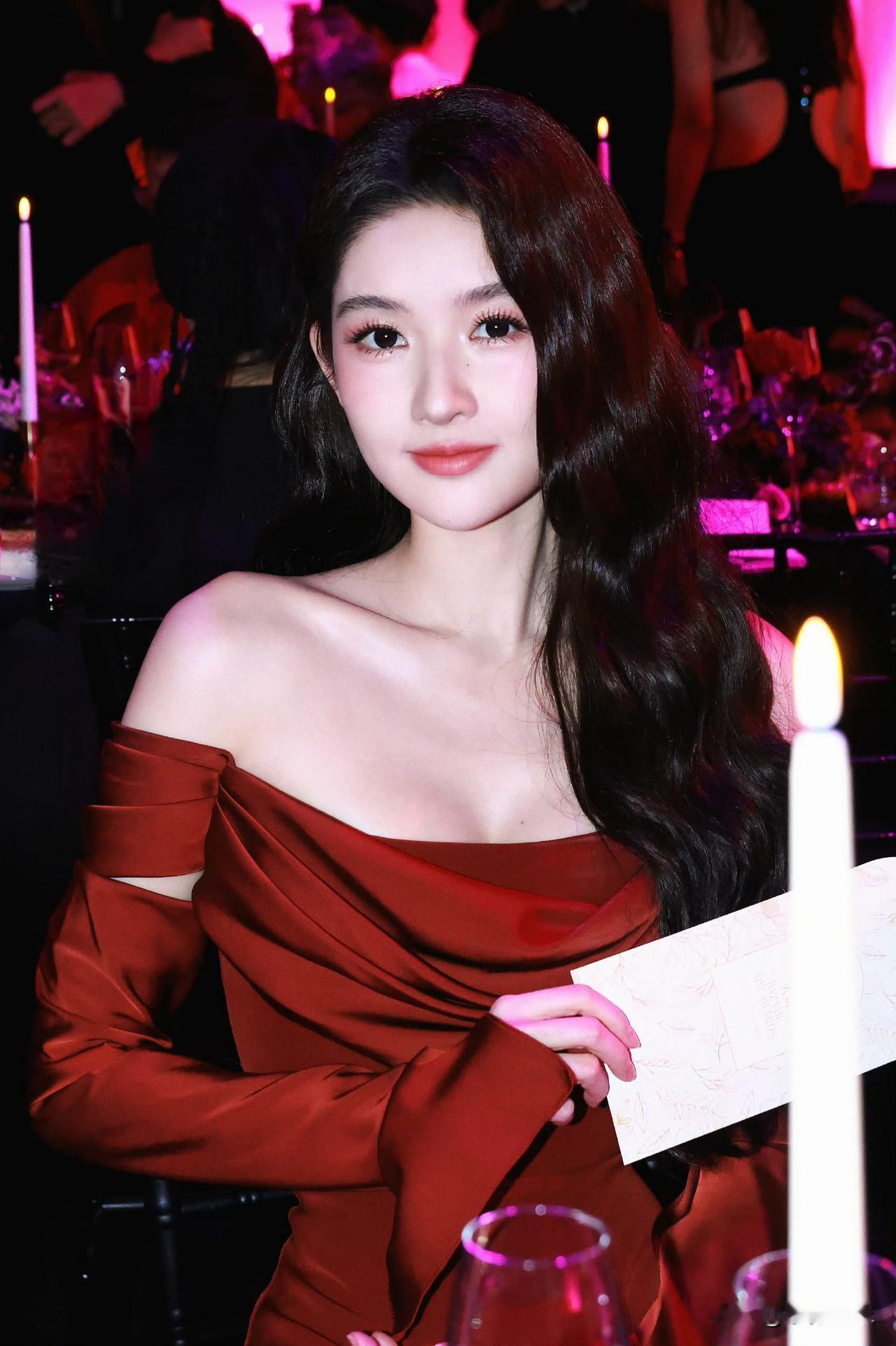 白月光
温柔且安静