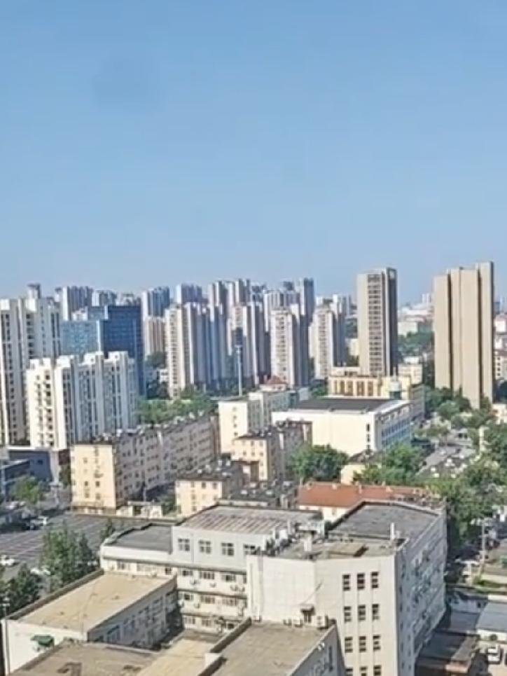 原本是想挂个号，咨询一下用药问题，顺便开点药。
可谁承想，俺要看的这个科室，人家
