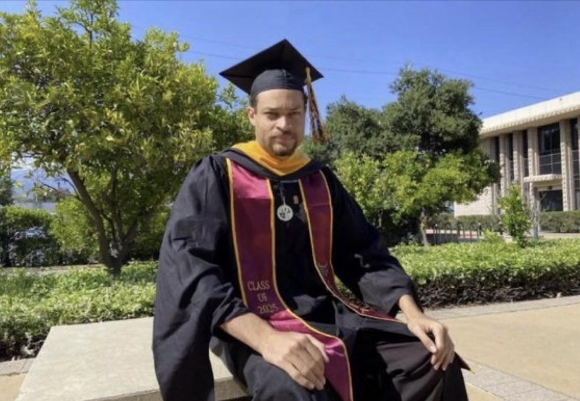 [浮云]白宫晚宴枪手身份持续披露，科尔·托马斯·艾伦，1995年4月11日出生，