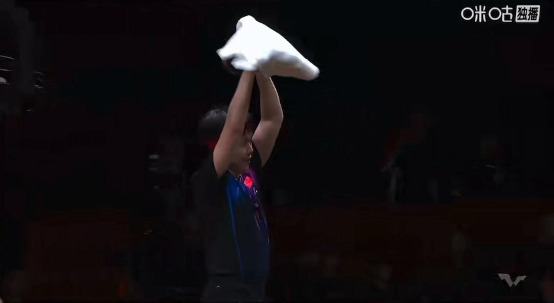 孩子每次举起双手鼓掌的时候除了为自己更多的是为大家🥺🫳🏻这个小耶一直好 