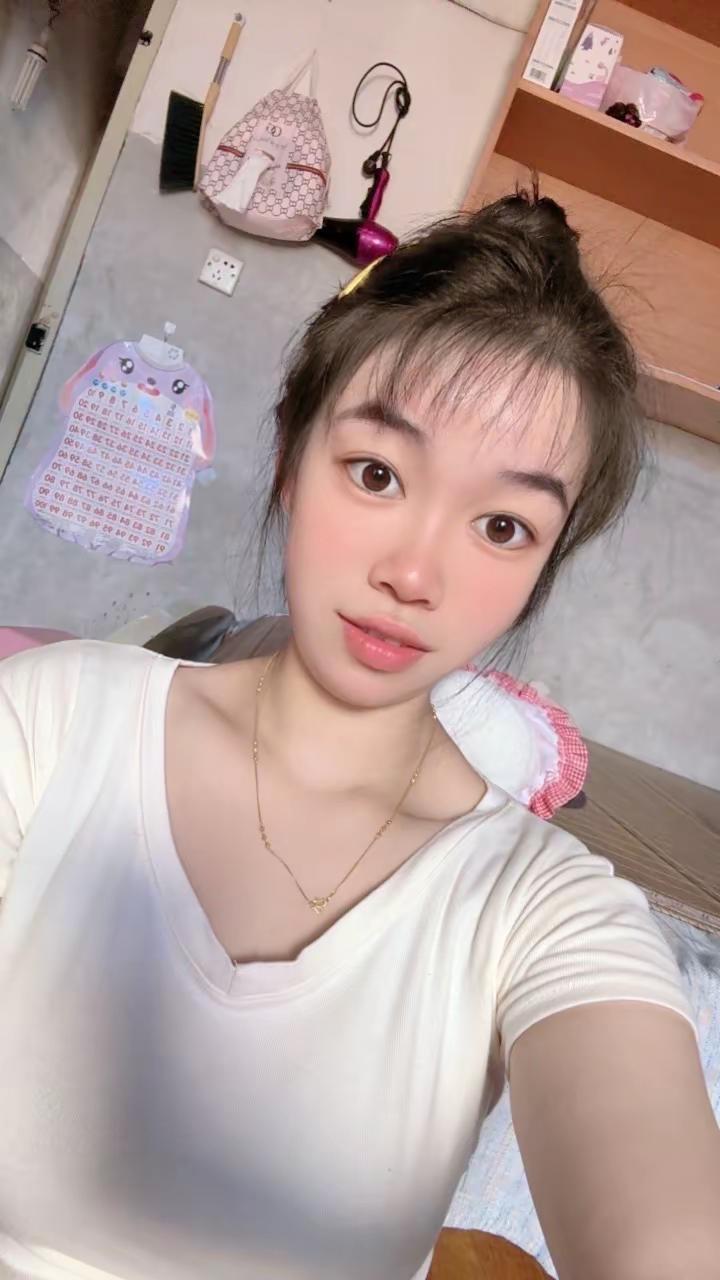 目前的状态看不清未来，也回不到过去，还在尽力讨好生活，只想告诉自己“挺住”💪赵