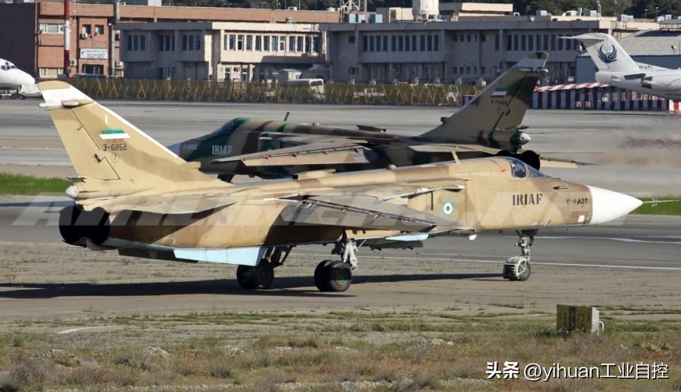 卡塔尔国防部3月2日发布通报说，卡塔尔埃米尔空军处于高水准战备状态，成功击落了两