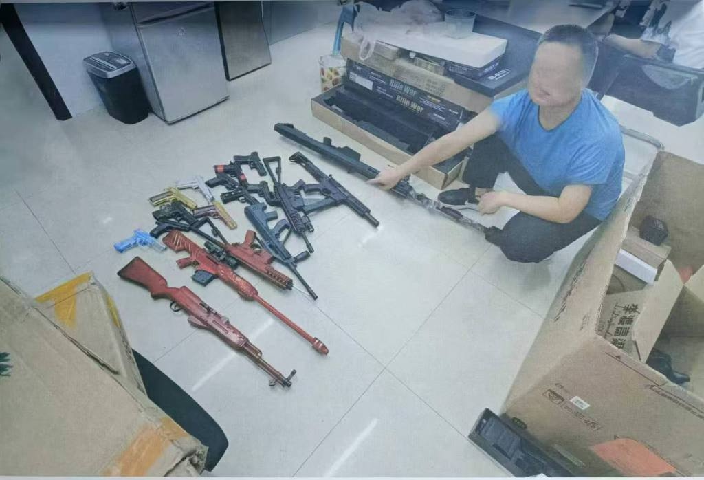 河北一中学教师买卖8支玩具仿真枪获刑三年，申诉被驳回