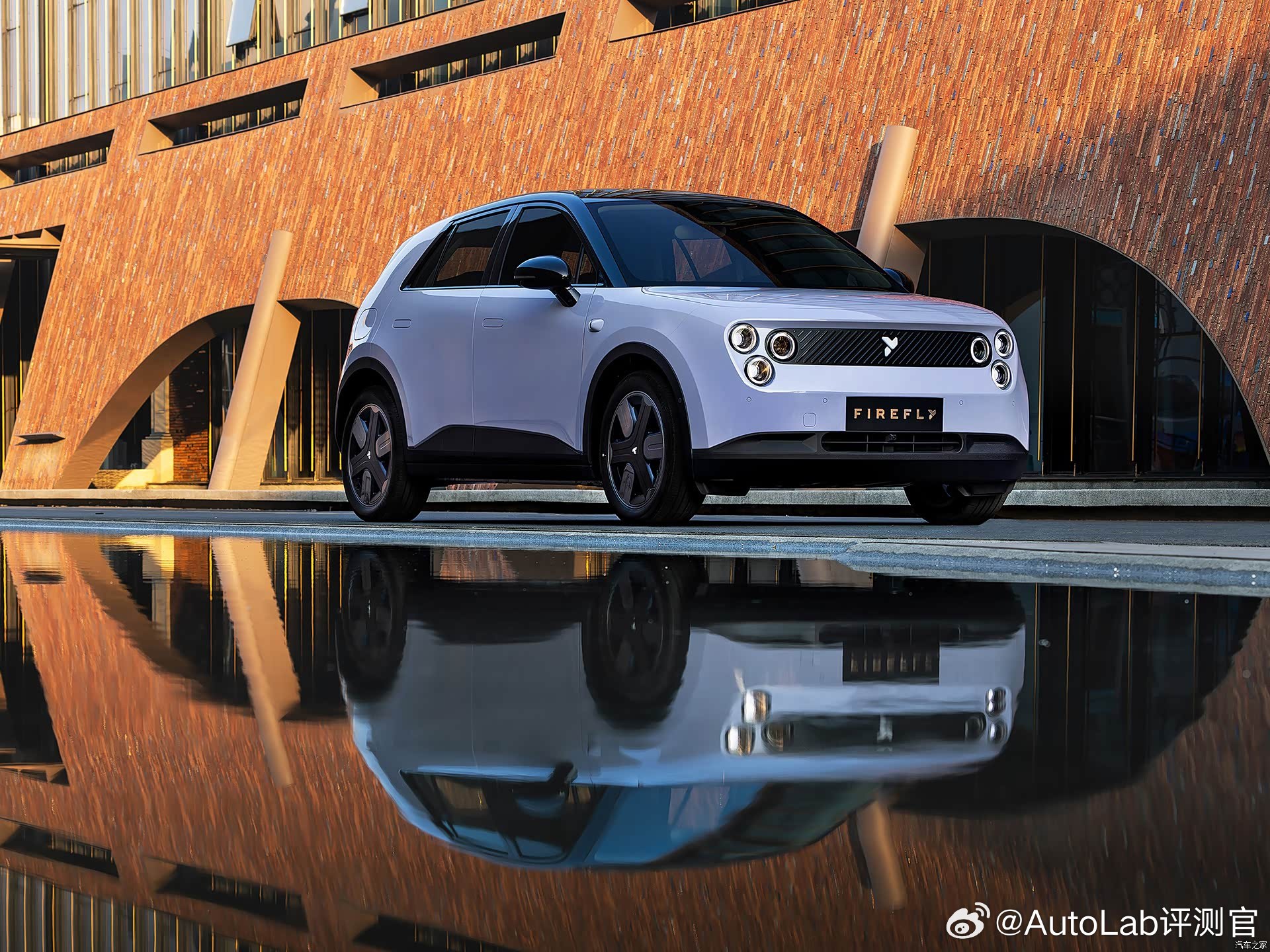 历时11个月，萤火虫完成了第5万台交付。纯电精品小车市场，今年预计还会迎来不少新