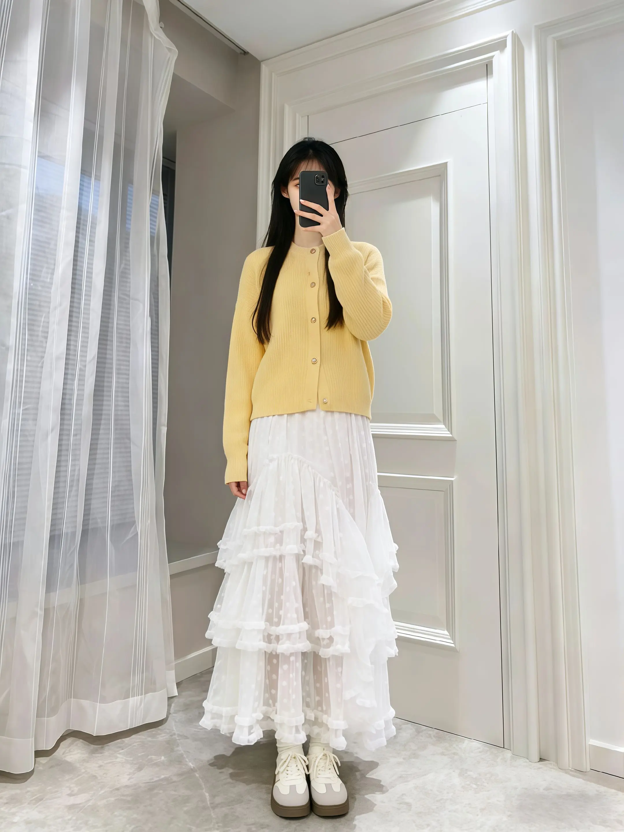 这件奶黄开衫太会搭！这件奶黄开衫太会搭！半裙、牛仔裤、西装裤、纱裙随意...