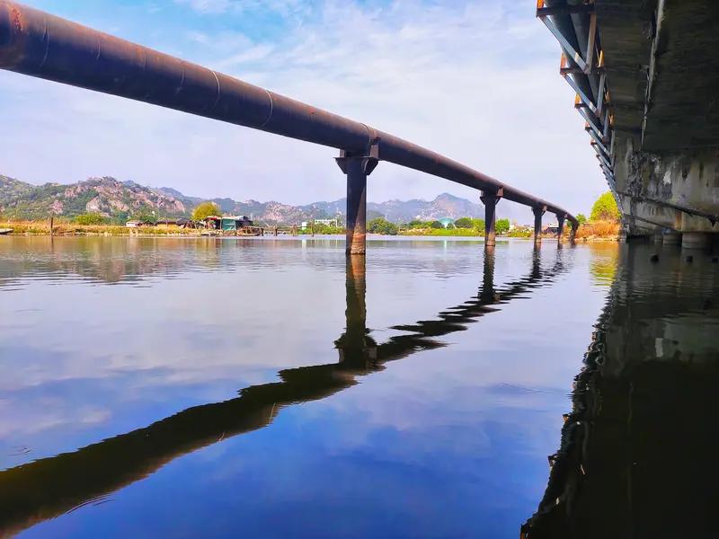 太少见了！美媒这次居然夸中国海军？
解放军133编队过航横当水道，美媒罕见评价：