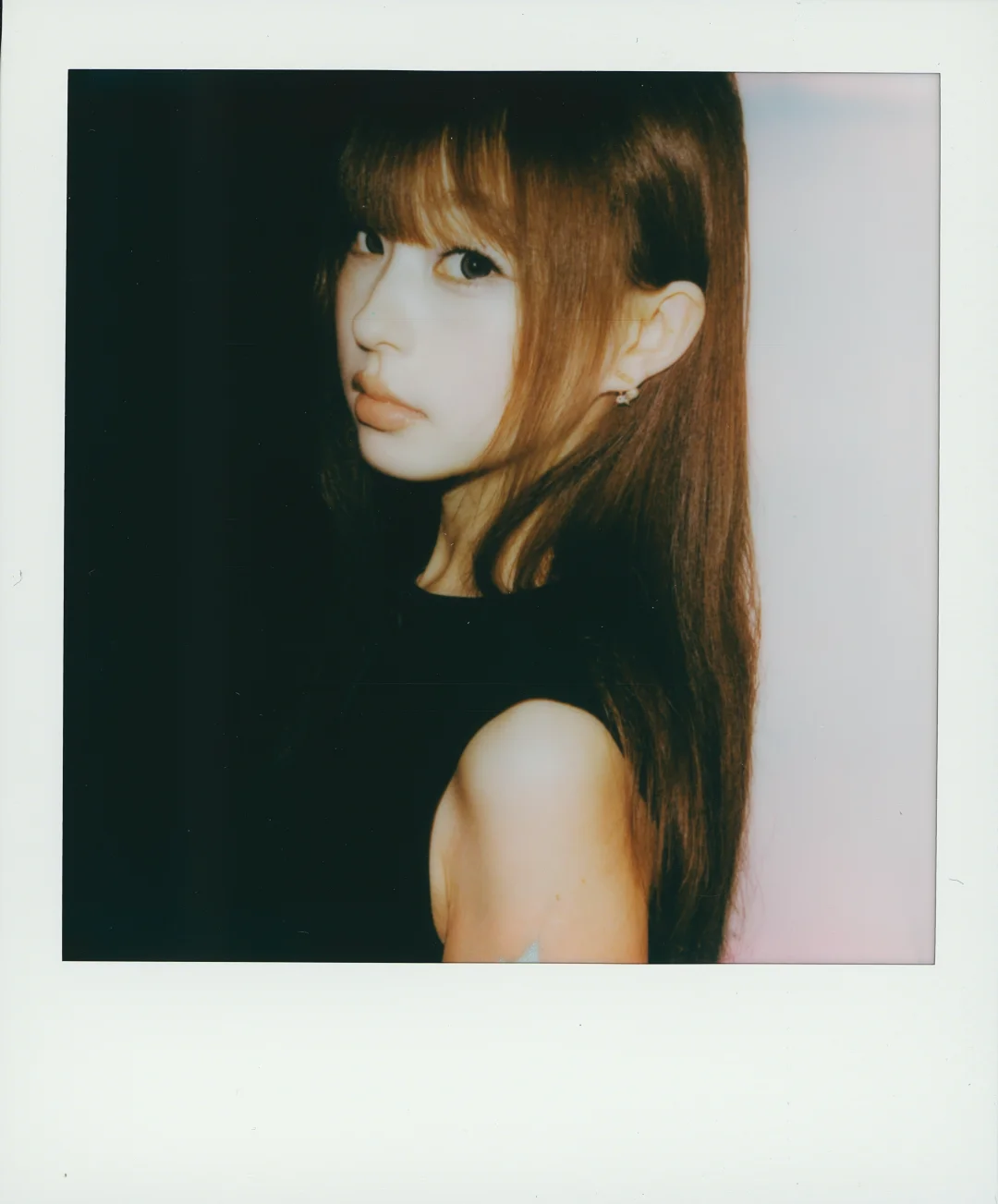 polaroid ꙳ 🖤‧₊˚