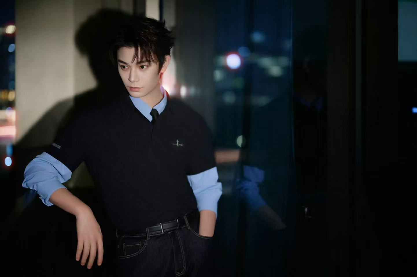 丁禹兮简约型格丁禹兮夜幕大片丁禹兮夜幕大片，极致质感，