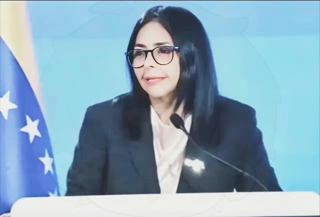 快讯！快讯！
美国扣押委油轮抢石油，特朗普直言“占为己有”，委痛斥：国际海盗行为