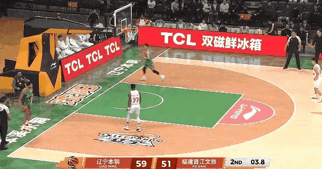 极致团队篮球！辽宁3.8秒不运球贯穿全场，压哨命中太丝滑

3.8秒能做什么？