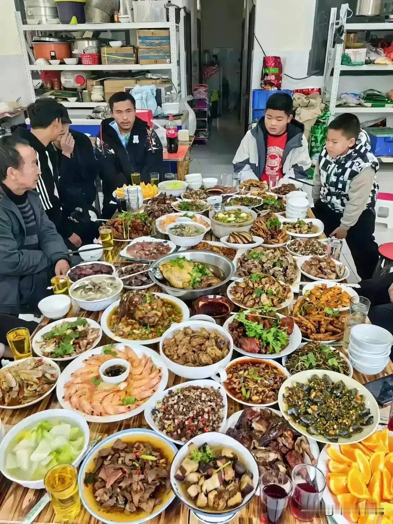 这年夜饭是不是可以从初一热剩饭吃到元宵节了？