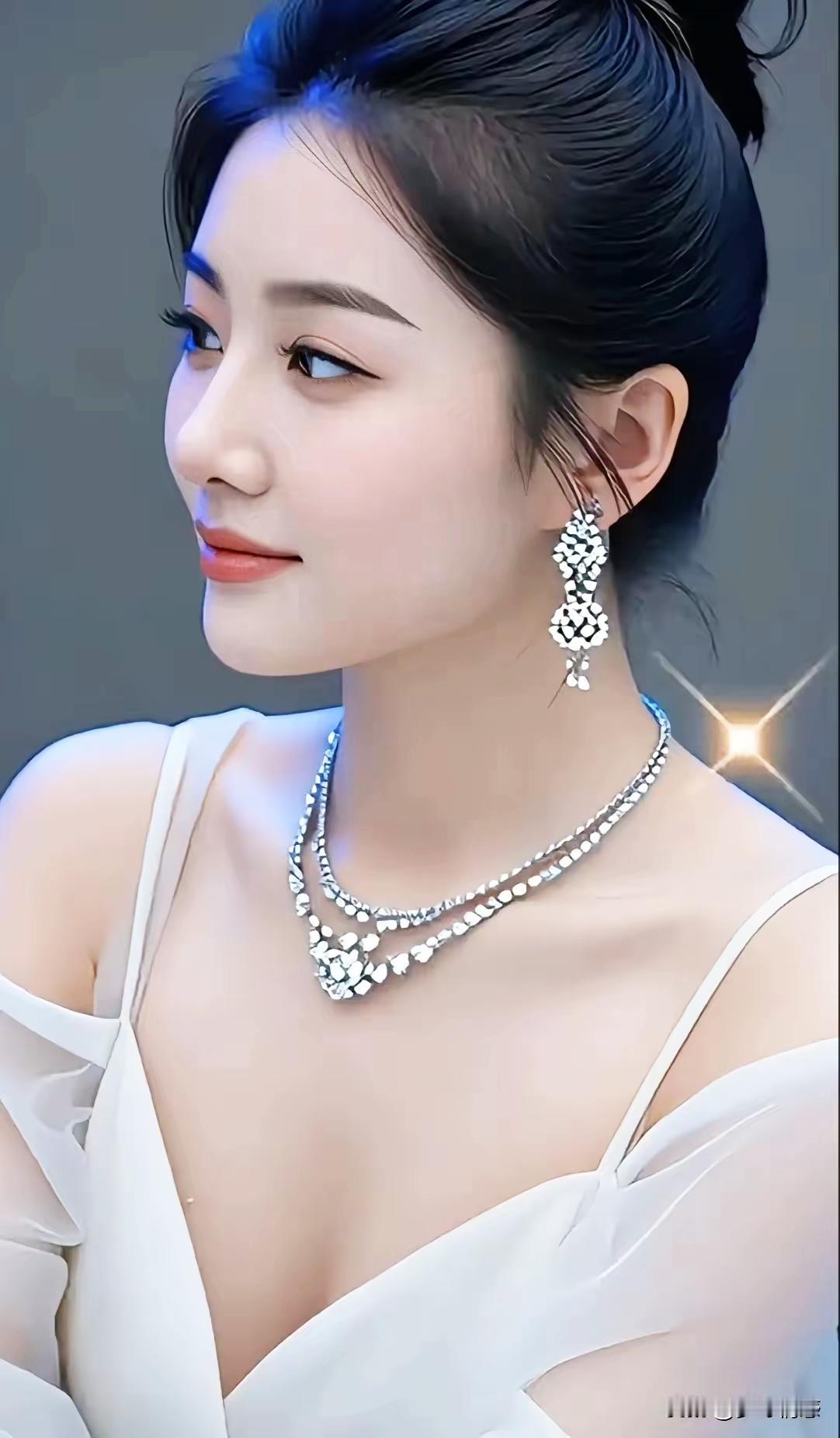 优雅气质，闪耀珠宝，梦幻女神风范！💎✨