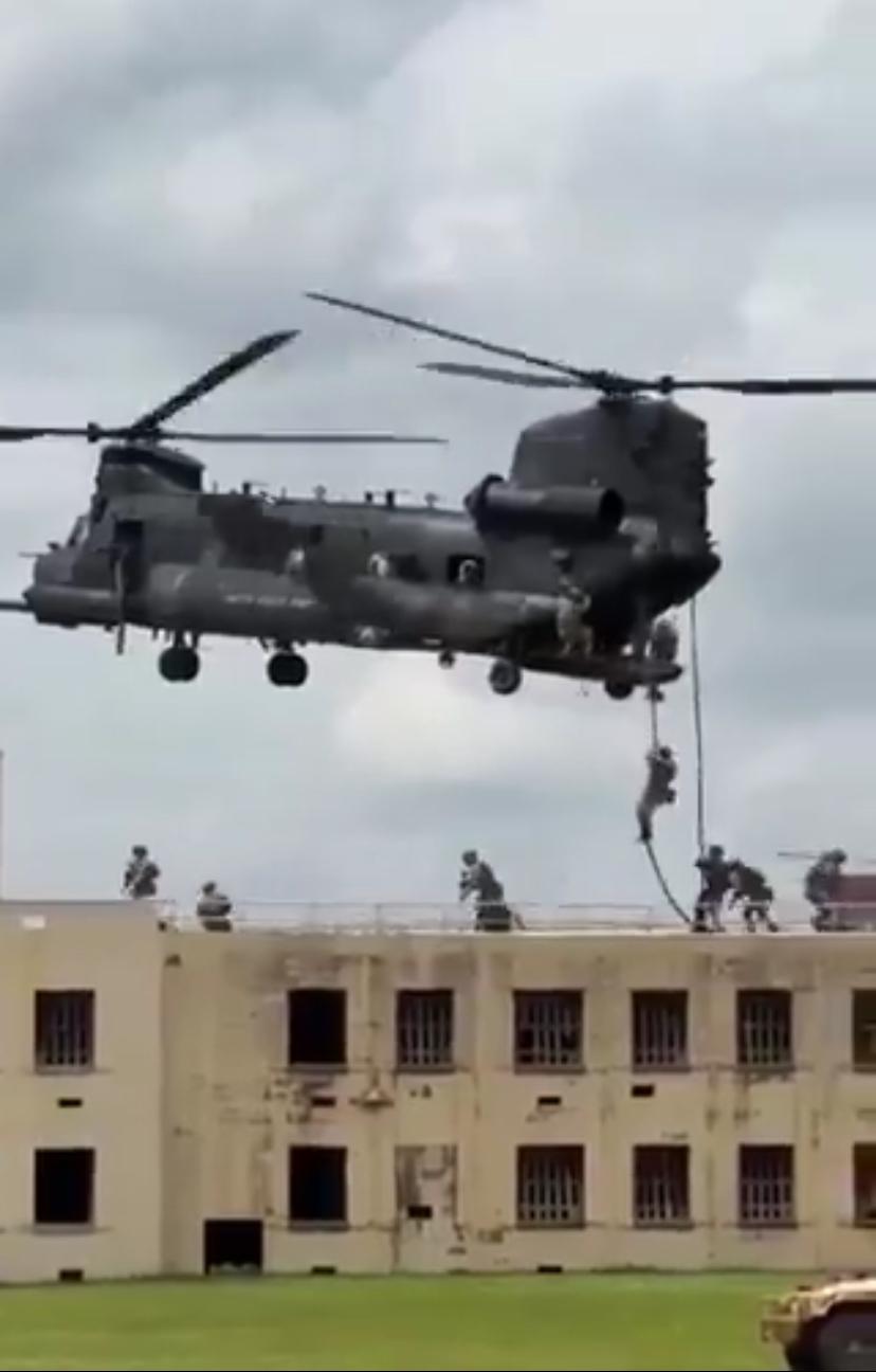 联合早报今天报道：“据一名不愿透露姓名的委内瑞拉高级官员称，美国星期六（1月3日