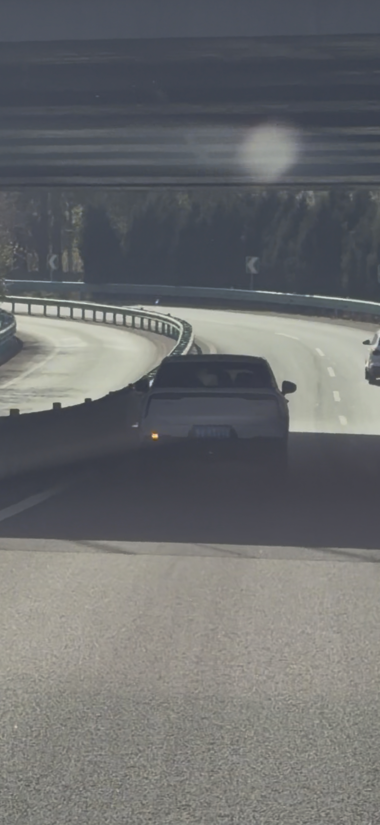 这车的转向灯设计师是正经人吗？ 