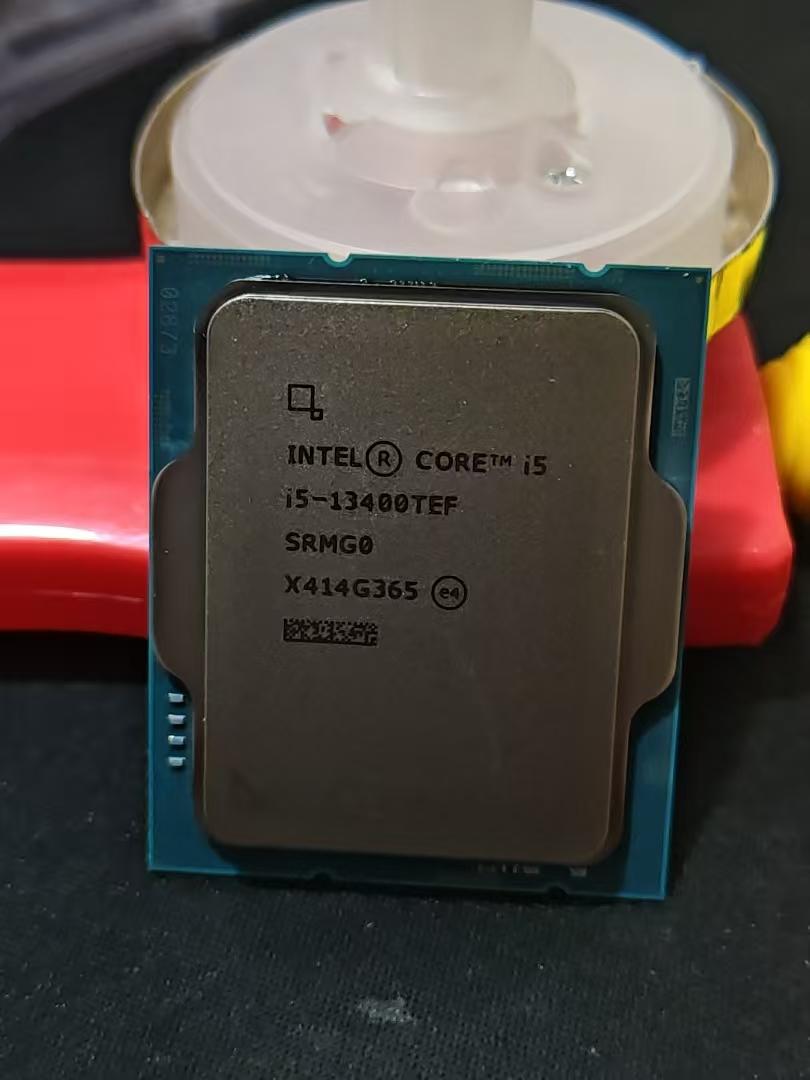 INTEL500-600多元13代I5-13400TEF是不是残次品处理器？鲁大