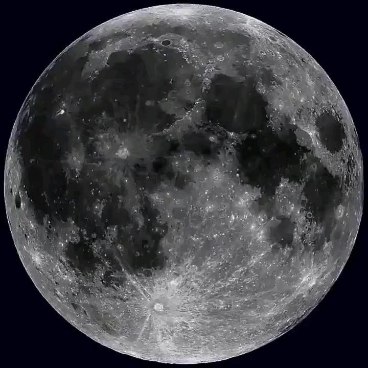 火箭残骸撞击月球，美国这次不是故意的。8月5日，美国猎鹰_9火箭残骸砸向月球，重