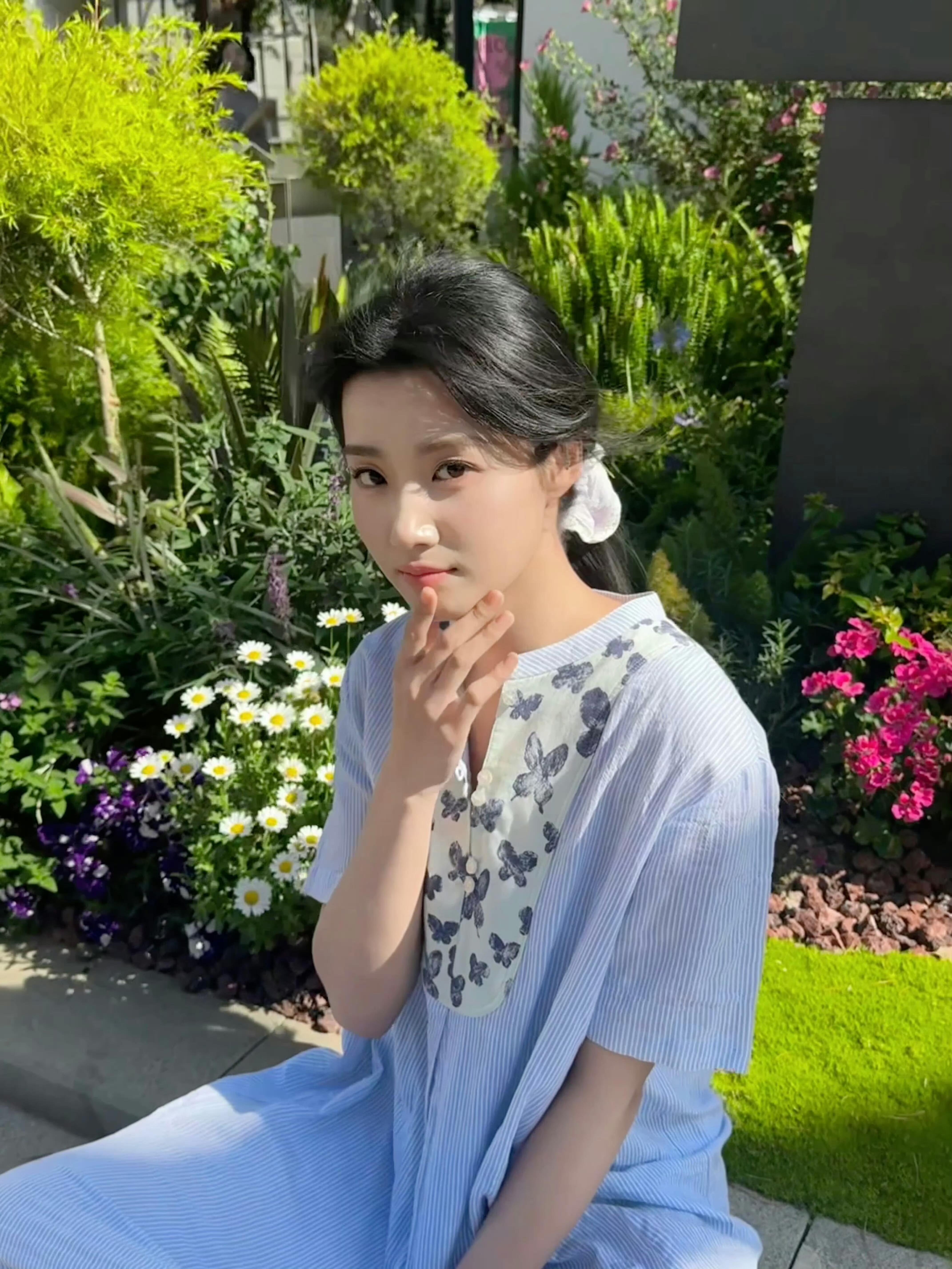 卢昱晓卢昱晓治愈系氧气感卢昱晓到底是什么气质啊，真的又冷又柔～满满的森系治愈感，