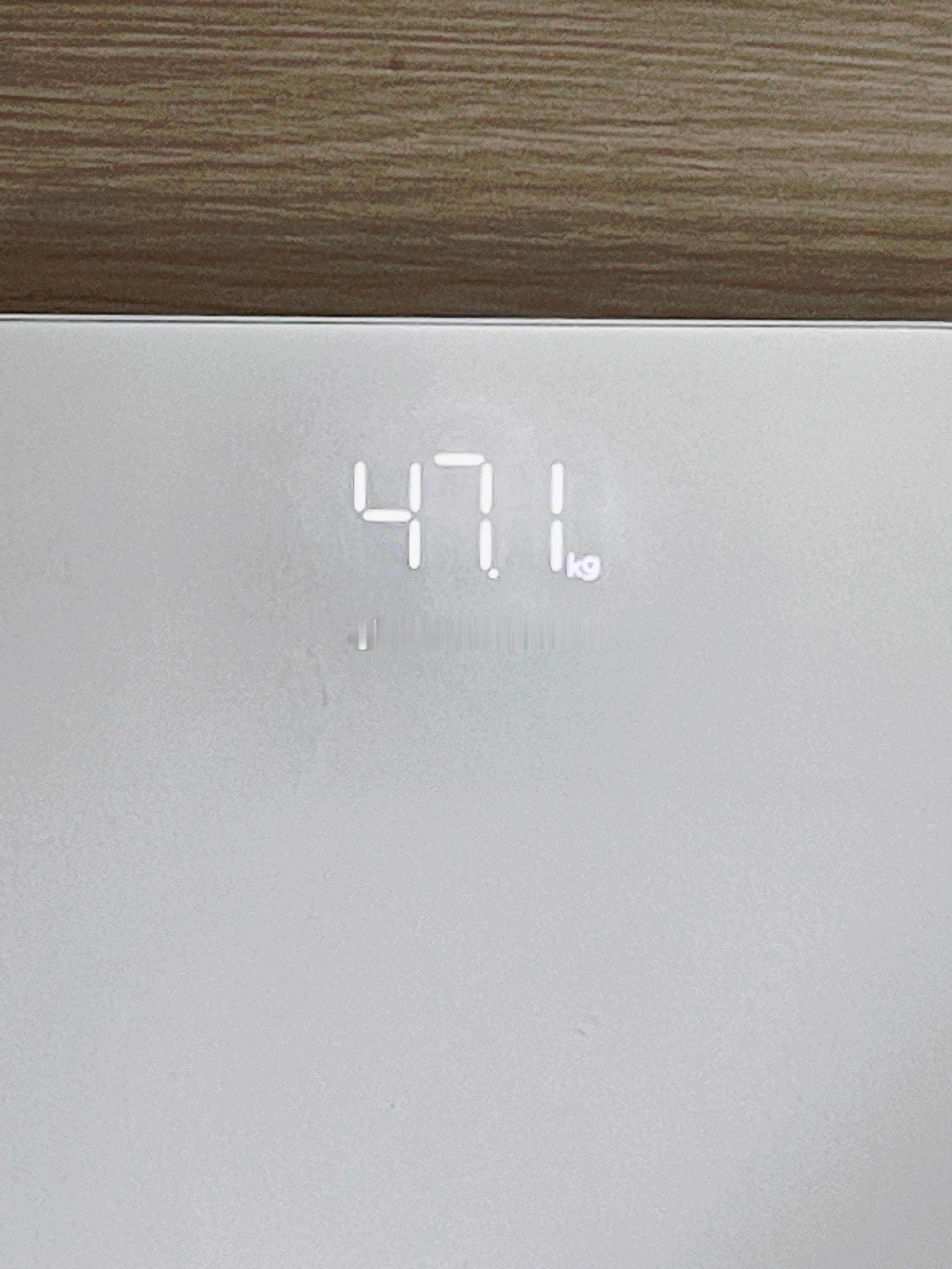 昨天还是48今天水肿消了依旧是47KG啊啊啊啊啊啊这一个月太可怕了😱要大补特补