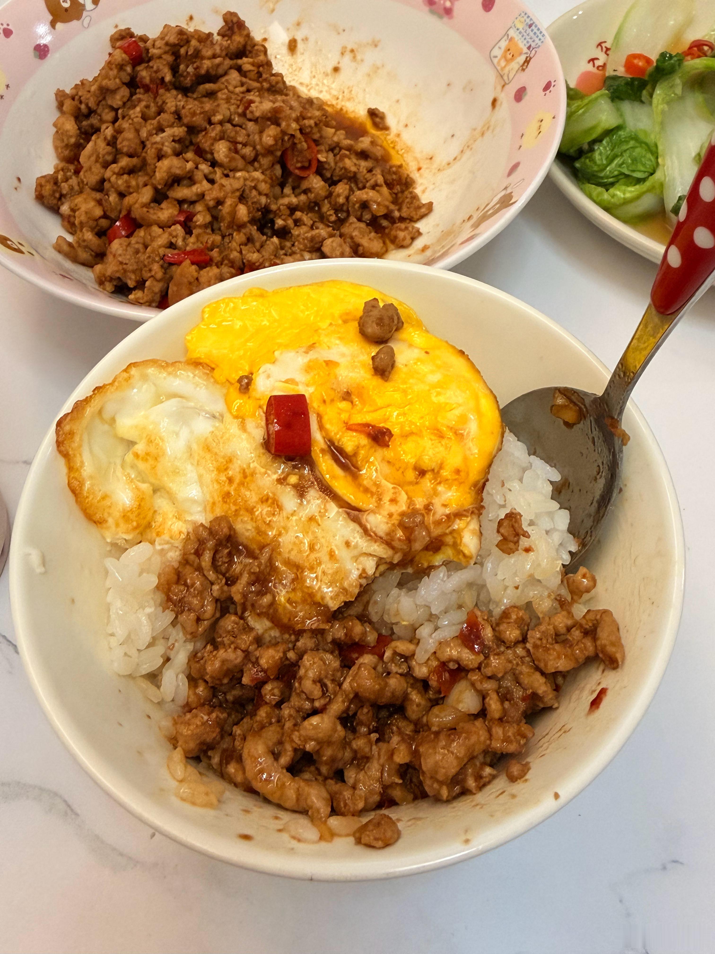 这一口打抛饭……好吃的升天！耳食记