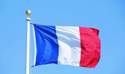 马克龙站出来了！法国总统马克龙表示，若特朗普加征关税的计划实施，欧盟将启动“经济