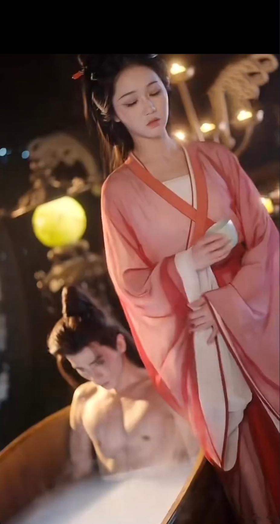 短剧折腰尺度好大就这一部剧迟度大？看看一些短视频平台吧！这样擦边的剧情、镜头多的