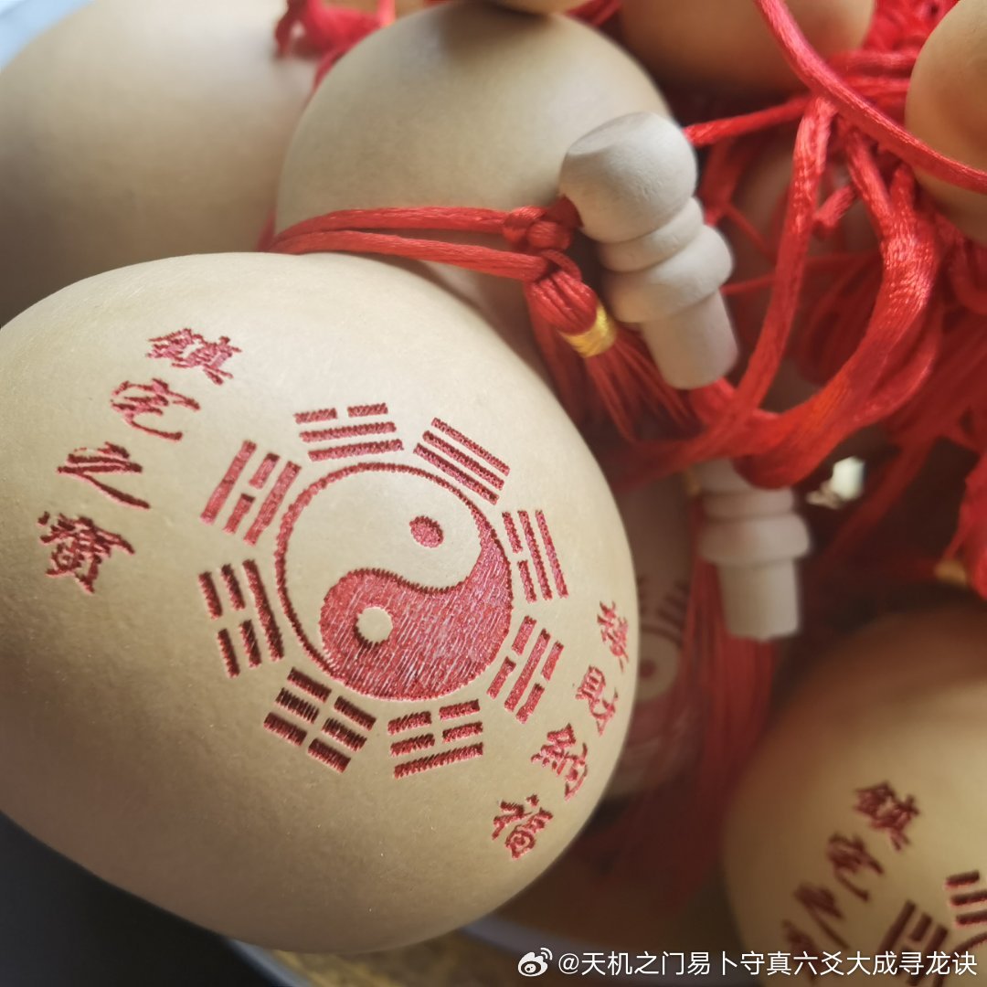 一时情绪上头冲动说出分手，冷静之后满心懊悔，主动低头道歉挽回，对方心灰意冷不愿回